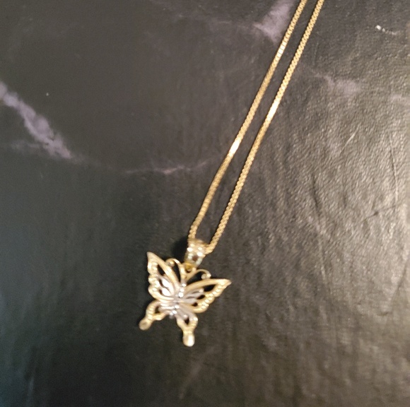 Jewelry - 10kt gold butterfly charm with chain